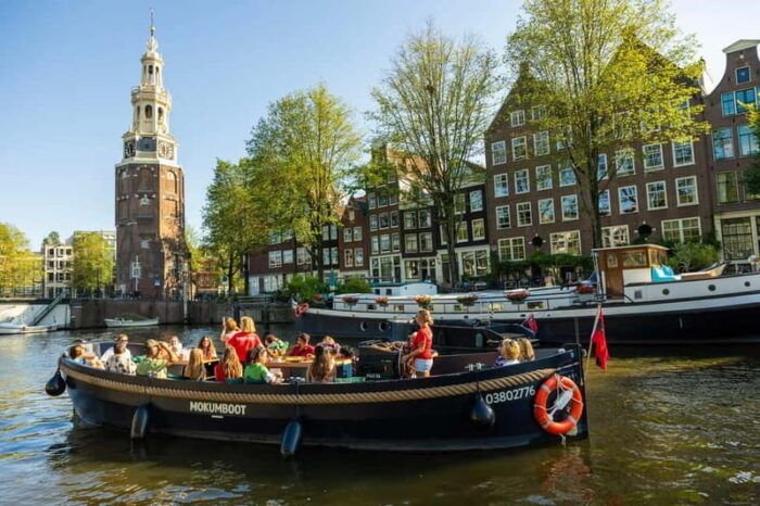 Amsterdam: Guided Open Boat Canal Cruise Including Drink - FAQ