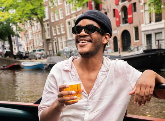 Amsterdam: Guided Open Boat Canal Cruise With Drinks Option - Customer Reviews and Ratings