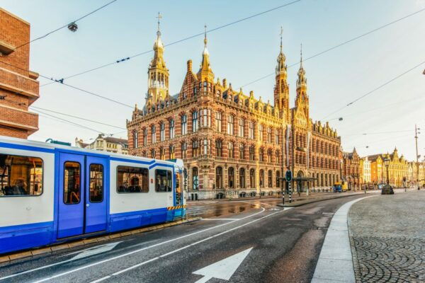 Amsterdam: GVB Public Transport Ticket - GYG App Access