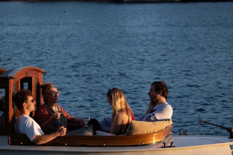 Amsterdam: Hidden Gems Canal Cruise - In-Depth Review of the Hidden Gems Canal Cruise