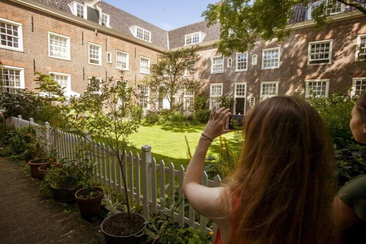 Amsterdam: Hidden Gems & Highlights Guided Bike Tour - Good To Know