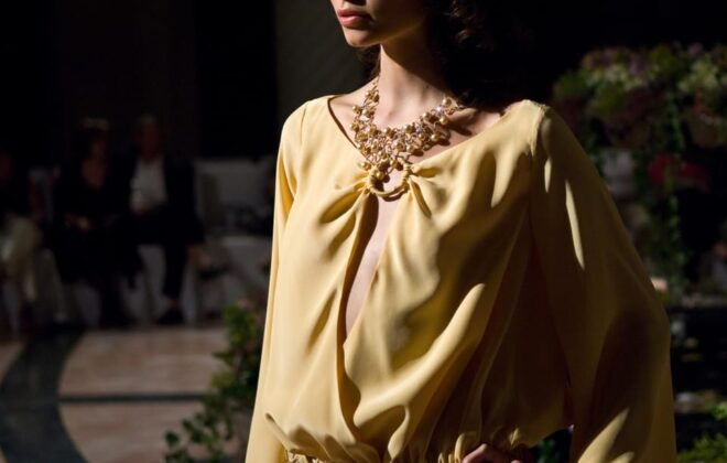 Amsterdam: High-End Fashion Shopping Walking Tour - Important Details to Know