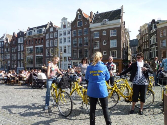 Amsterdam: Highlights and Hidden Gems Bike Tour - Cycling Through Trendy Jordaan