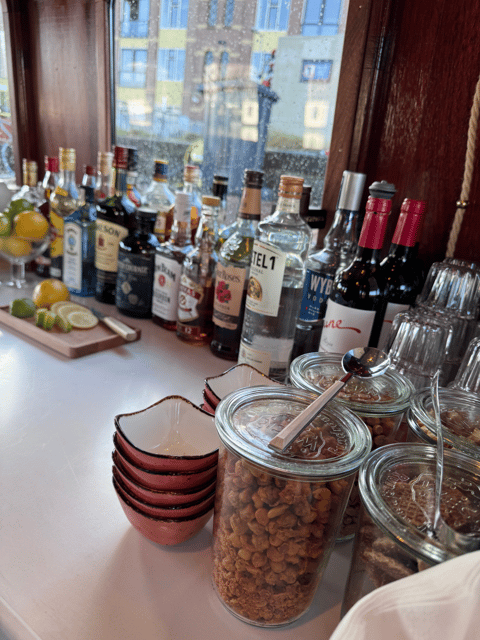 Amsterdam: Historic Boat Cruise with open bar and nibbles - Pricing & Value