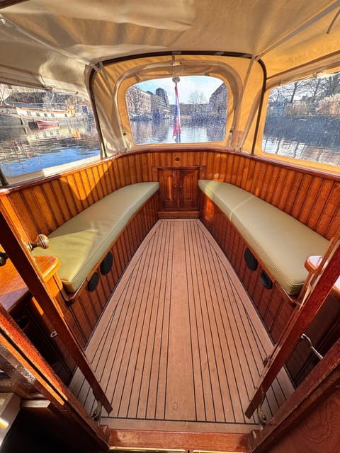 Amsterdam: Historic Boat Cruise with open bar and nibbles - Final Thoughts