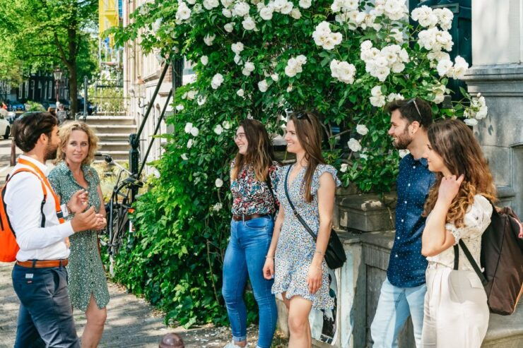 Amsterdam: Historical Highlights Walking Tour Plus Tasting - Experience Highlights