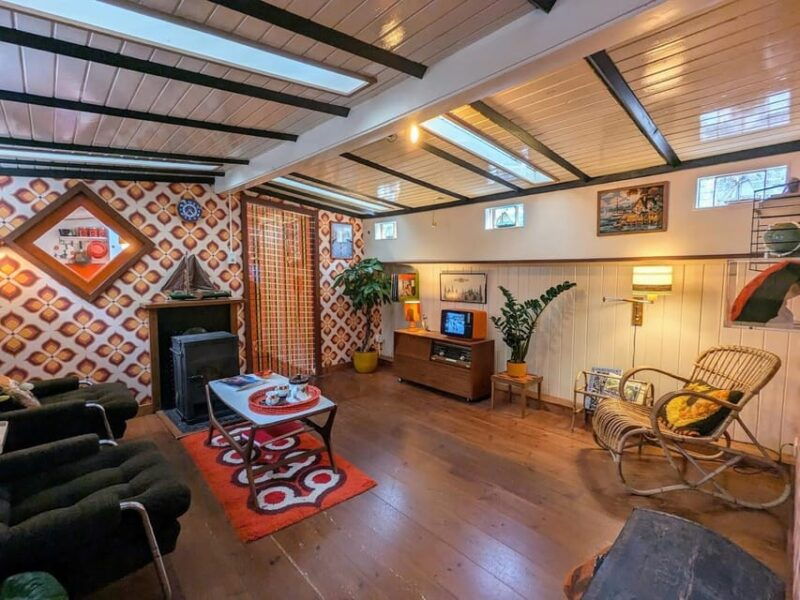 Amsterdam: Houseboat Museum Entry Ticket - Who Should Book This?