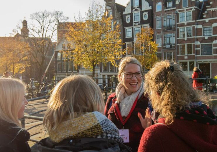 Amsterdam: Jordaan District Tour Mit Einem Deutschen Guide - Free Cancellation and Flexible Reservations