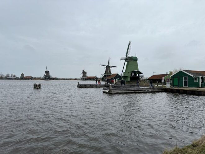 Amsterdam: Keukenhof and Zaanse Schans Windmills Day Trip - Full Description