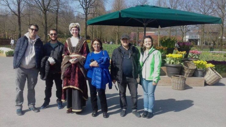 Amsterdam: Keukenhof Gardens Guided Tour - Highlights of the Guided Tour