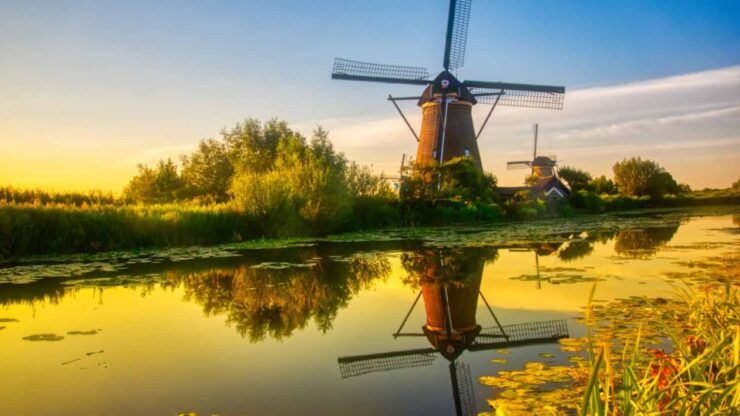 Amsterdam: Kinderdijk & Delft Private Day Trip W/ Transfers - Cancellation Policy