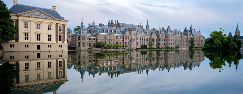 Amsterdam: Kinderdijk, Euromast, Delft and Den Haag Day Tour - Stop 7: The Hague (30 minutes)