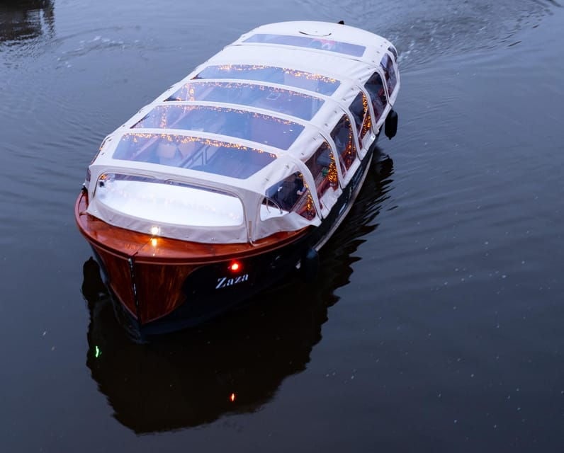Amsterdam: Light Festival boat tour with Unlimited Drinks! - What to Expect During Your Cruise