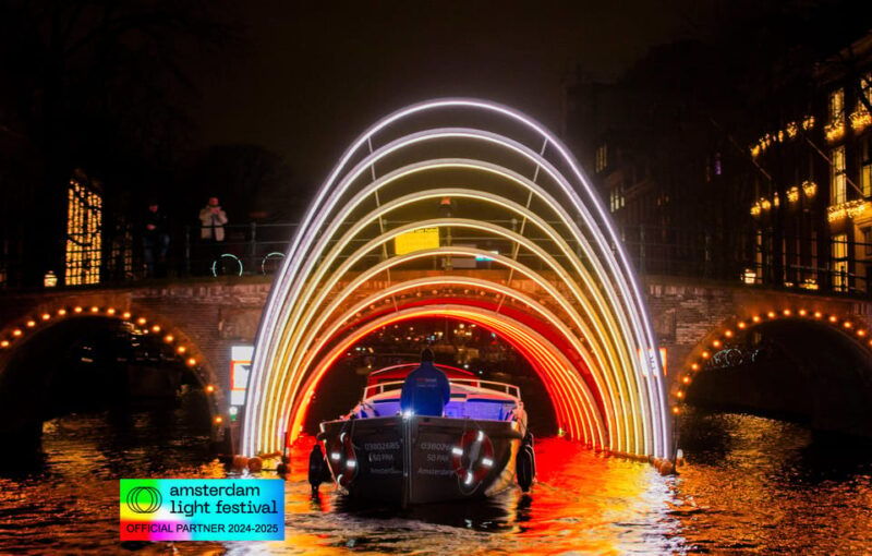 Amsterdam: Light Festival Boat Tour with Warm Drinks - The Practical Side
