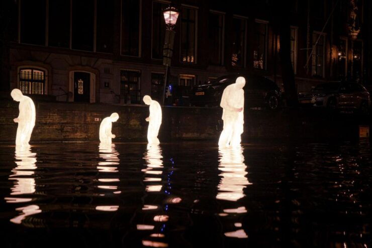 Amsterdam: Light Festival Guided Walking Tour With Hot Drink - Highlights