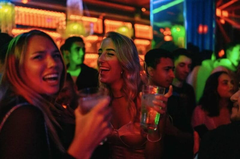 Amsterdam: Ludwig's Queer Pub Crawl with Club Entry - Good To Know