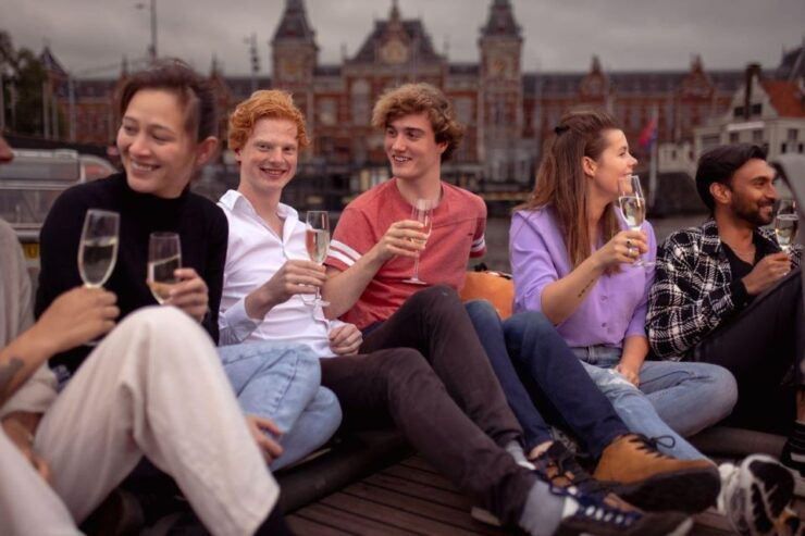 Amsterdam: Luxury Boat Canal Cruise With Onboard Bar - Experience