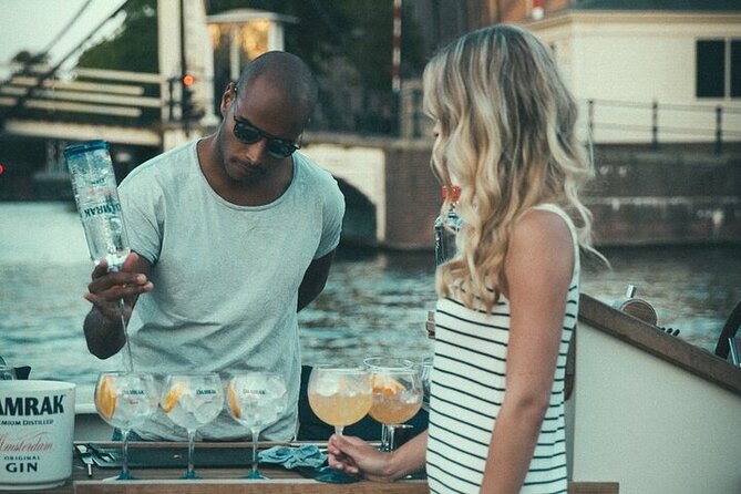 Amsterdam: Luxury Boat Cruise With Beers, Wines & Cocktails - Inclusions and Services