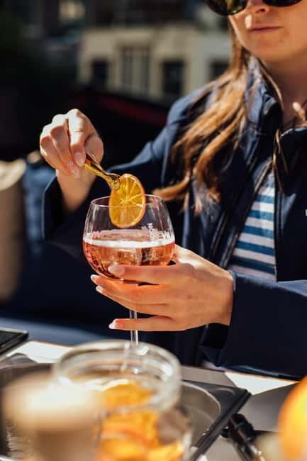 Amsterdam: Luxury Cruise Unlimited Cocktails & Snacks Option - Exploring the Experience