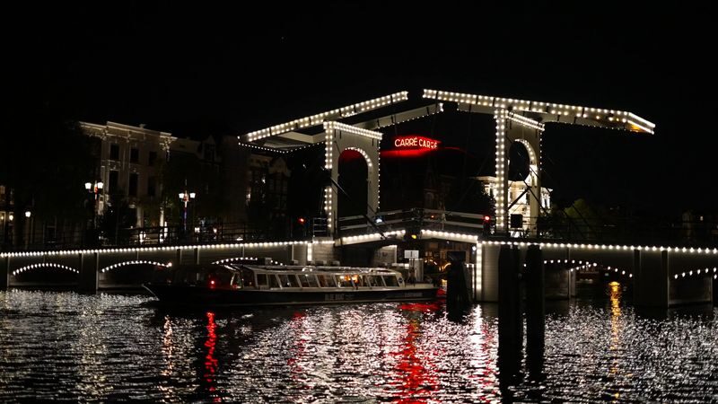Amsterdam: Luxury Evening Canal Cruise - Is the price worth it?