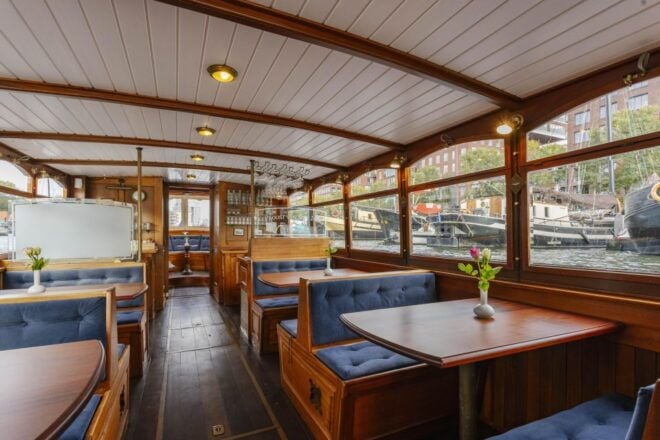 Amsterdam: Luxury Light Festival Canal Cruise With Drinks - Theme of the Amsterdam Light Festival
