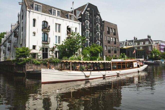 Amsterdam: Luxury Light Festival Canal Cruise With Drinks - Location and Departure Point