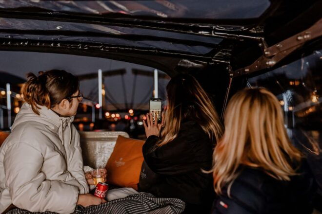 Amsterdam: Luxury Light Festival Cruise With Optional Drinks - Select Participants and Date