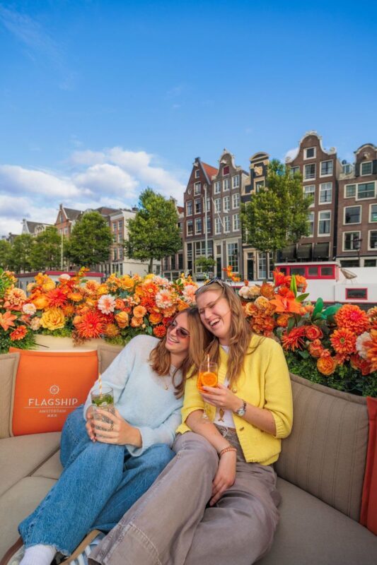 Amsterdam: Luxury Open Boat Canal Cruise with Unlimited Drinks - A few useful details before you book
