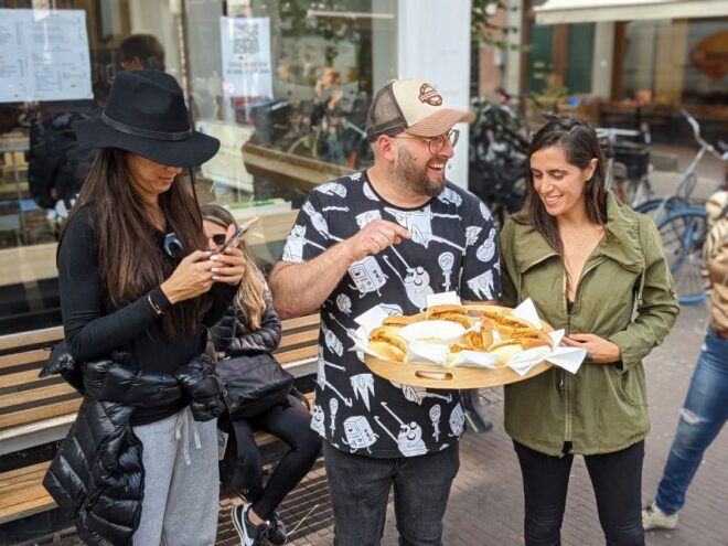 Amsterdam: Market Street Food Walking Tour With 8 Tastings - Albert Cuyp Market
