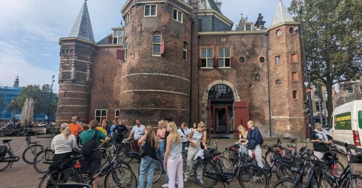 Amsterdam: Mike's City Bike Tour, The Highlights - Activity and Booking Information