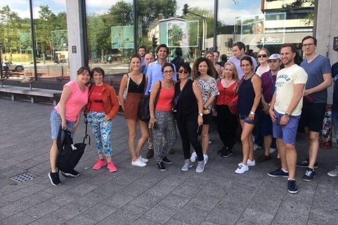 Amsterdam: Must-See Attractions Guided Walking Tour - Customizing the Tour Experience
