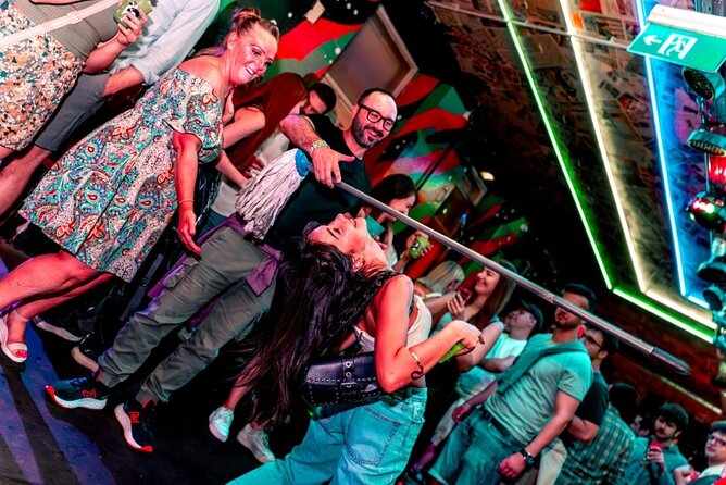 Amsterdam New Years Eve Pub Crawl - Highlights and Inclusions