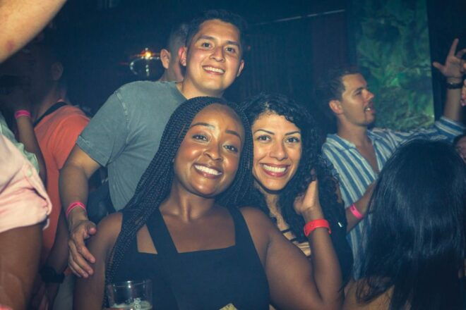 Amsterdam: New Year's Pub Crawl With Drinks and Club Entry - Starting Locations