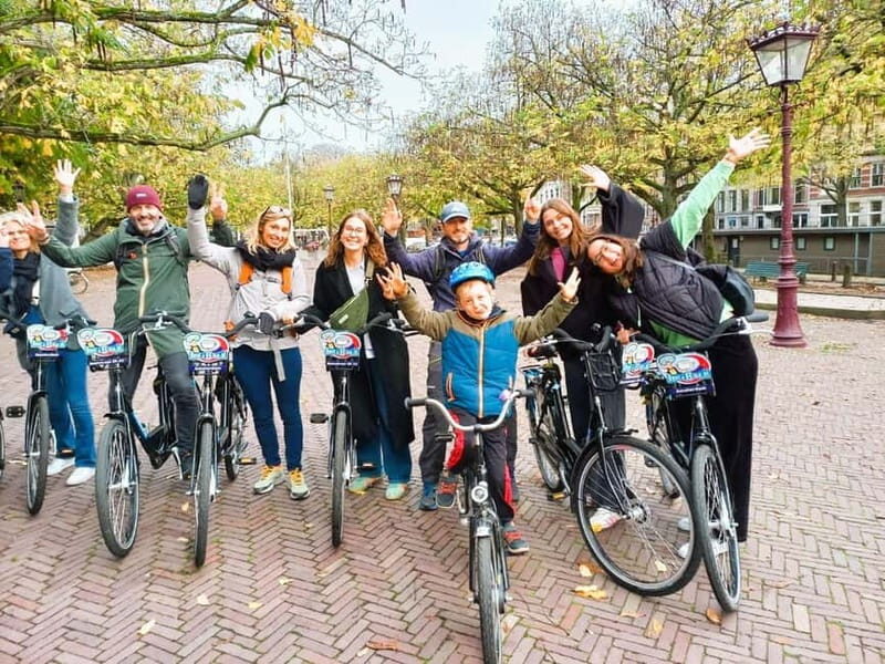 Amsterdam: Off the Beaten Path Bike Tour in French - Authentic Insights from Travelers