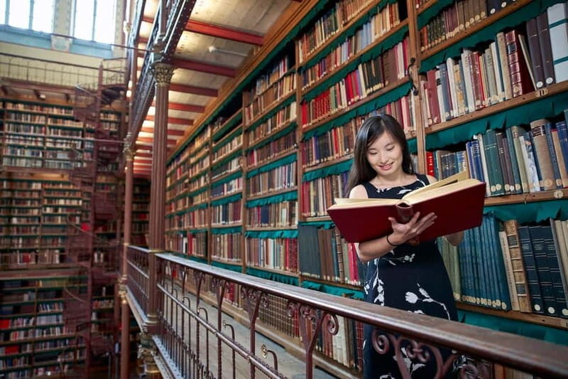 Amsterdam: Official Rijksmuseum Ticket with 2 Drinks - In Closing