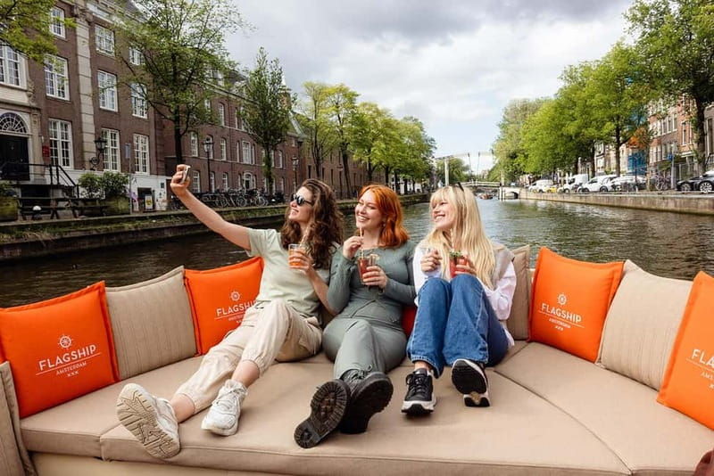 Amsterdam: Open Boat Cruise option Unlimited Drinks & Bite - Good To Know