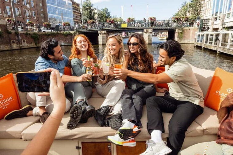 Amsterdam: Open Boat Cruise option Unlimited Drinks & Bite - Comfort and Weather Considerations