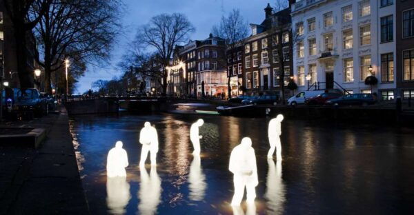 Amsterdam: Private Amsterdam Light Festival Guided Cruise - The Sum Up