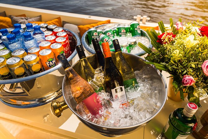 Amsterdam Private Boat Trip With Pizza and Unlimited Drinks - Overview and Experience