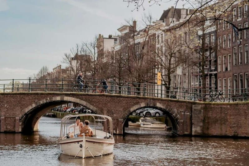 Amsterdam: Private Canal Cruise with snacks and drinks - Final Thoughts