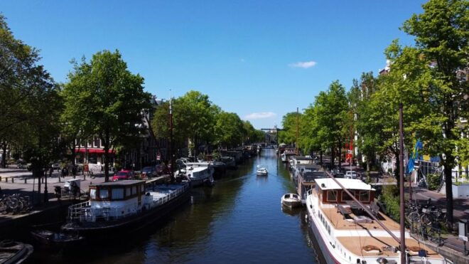 Amsterdam: Private Canal Tour - Language Options and Support