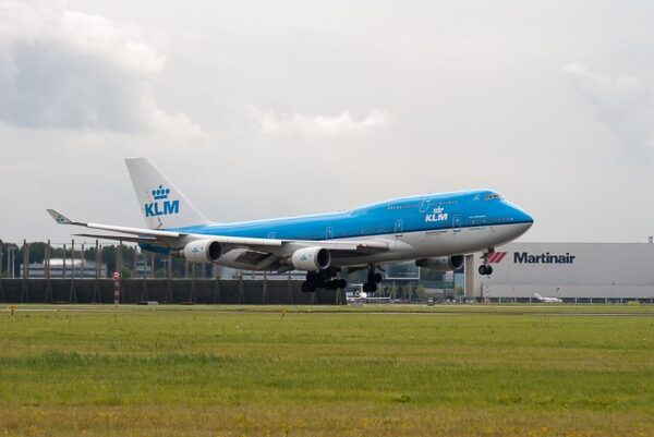Amsterdam Private Departure Transfer to Schiphol Airport - Vehicle Options