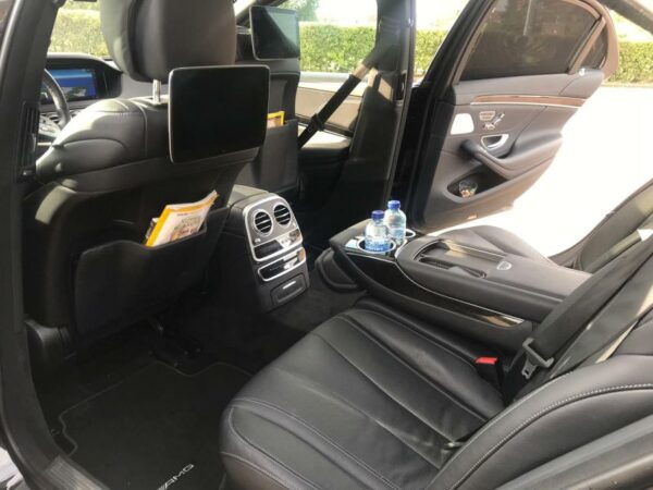 Amsterdam Private Departure Transfer to Schiphol Airport - Meet and Greet Service