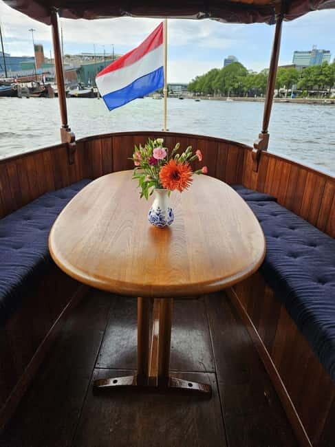 Amsterdam: Private Dinner Cruise on a Luxury Saloon Boat - Who Will Love This Experience?