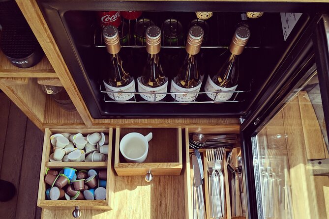 Amsterdam Private Dinner Cruise With Drinks and 2-course Dinner - Overview of Amsterdam Private Dinner Cruise