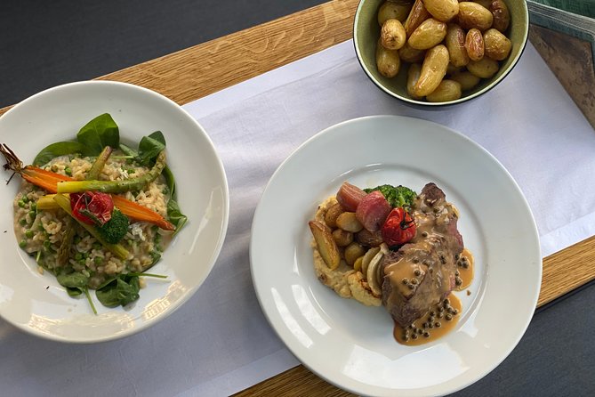 Amsterdam Private Dinner Cruise With Drinks and 2-course Dinner - The Sum Up