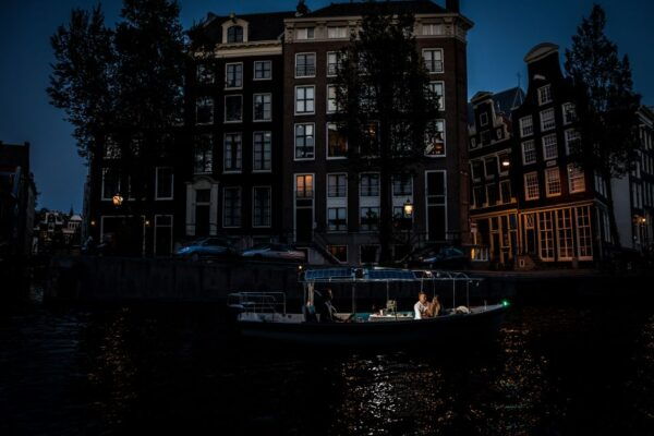 Amsterdam: Private Evening Canal Cruise With Prosecco - Common Questions