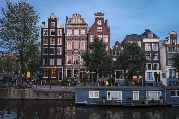 Amsterdam Private Photo Tour With Professional Photographer - Experience and Highlights of the Tour