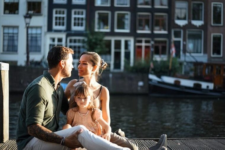 Amsterdam: Private Photoshoot in iconic locations - The Itinerary in Detail  