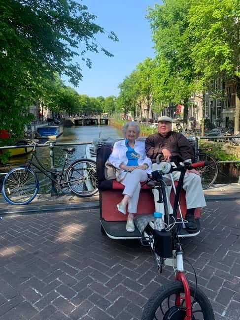 Amsterdam: Private Rickshaw Tour with Local Guide - Good To Know